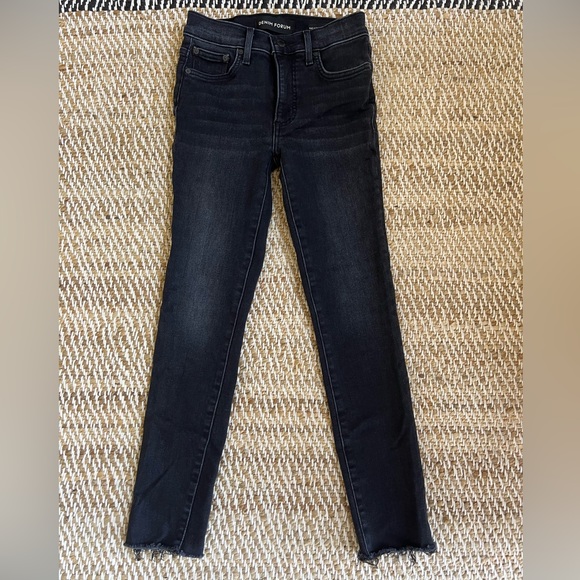 Denim Forum Nico Skinny Crop - Picture 2 of 6